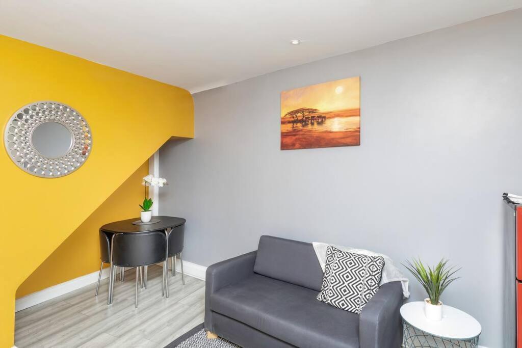 Luxury Living - Lovely 1 Bedroom Apartment Stockton-on-Tees Exterior photo